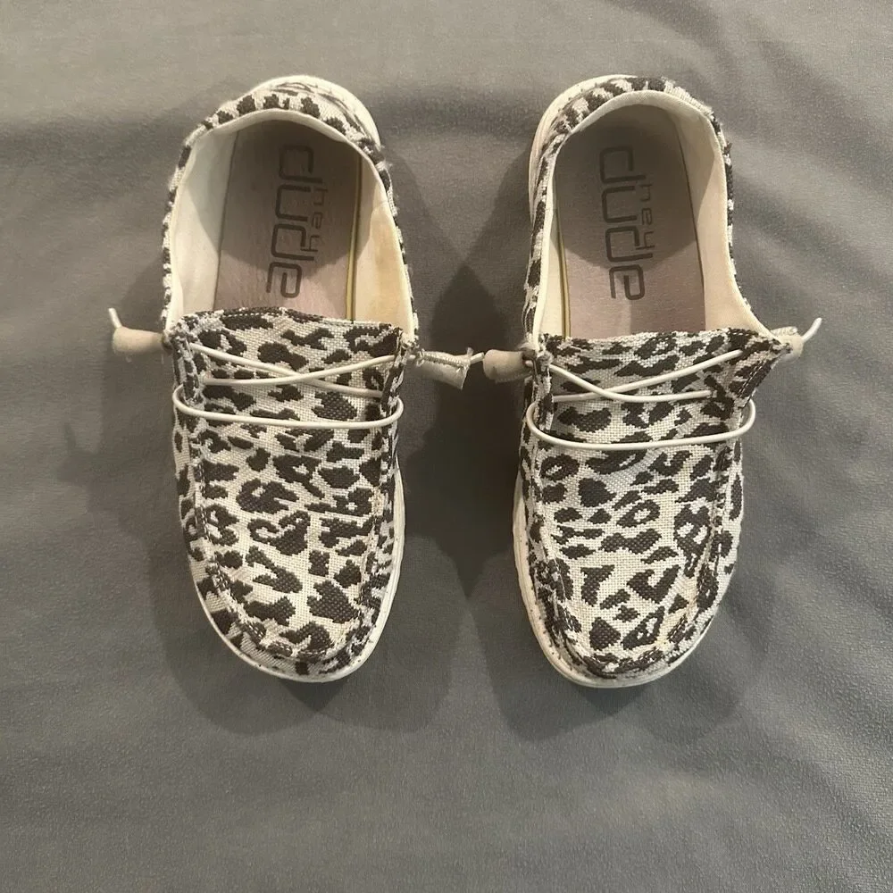 Hey Dude Wendy Woven Cheetah Grey Slip On Casual Loafer Shoes Womens 9 AOP